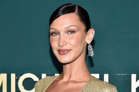 dior removes bella hadid|bella hadid dior leaving.